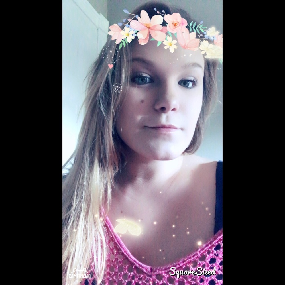 Meet your Posher, Marissa